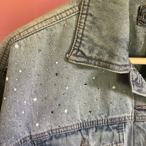 Maurices Women's Blue Denim Jacket - Picture 3 of 5